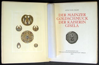 Item #36548 Der Mainzer Goldschmuck der Kaiserin Gisela. Otto Von Falke